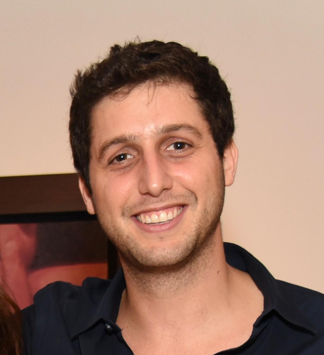 Daniel null